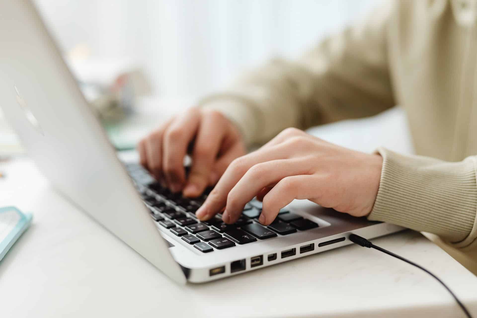 Wundambulanz in Österreich eine E-Mail schreiben.